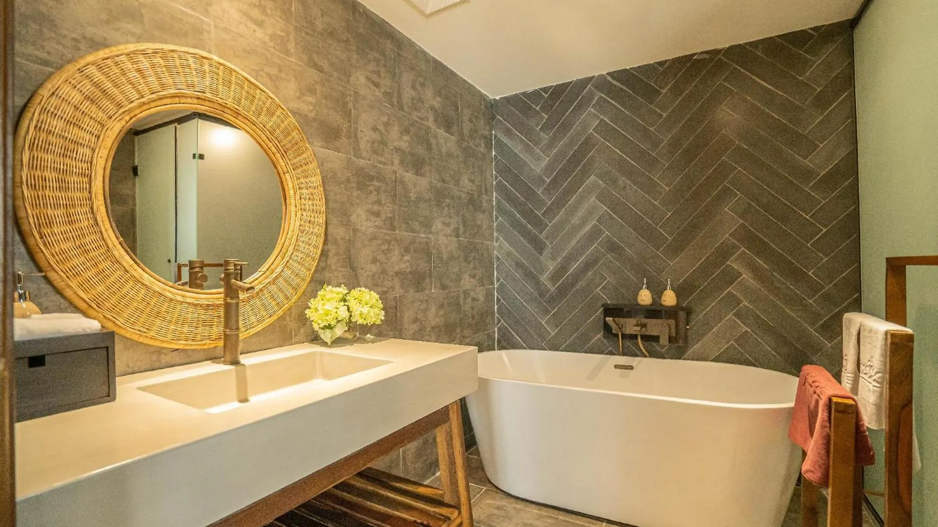 The Signature Hotel Nha Trang