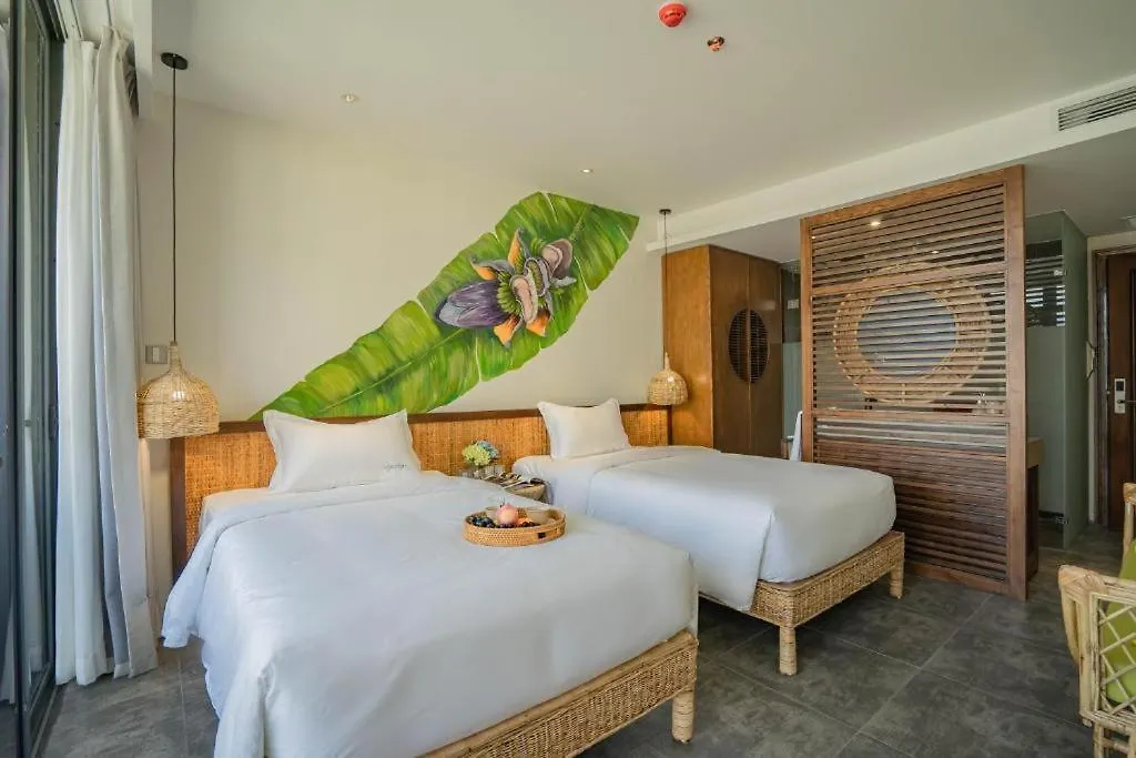 The Signature Hotel Nha Trang 5*,  Vietnam